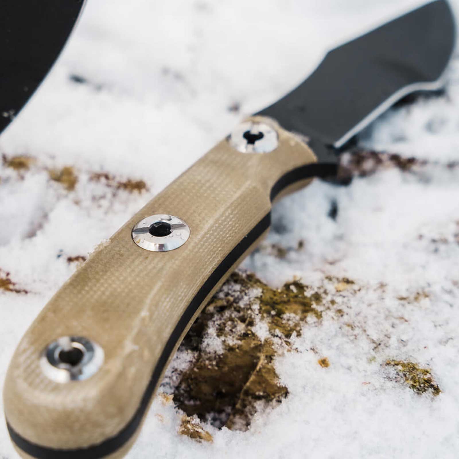 Böker Micro Tracker 2.0 Outdoormesser – Outdoor-Einsatz / Messeransicht