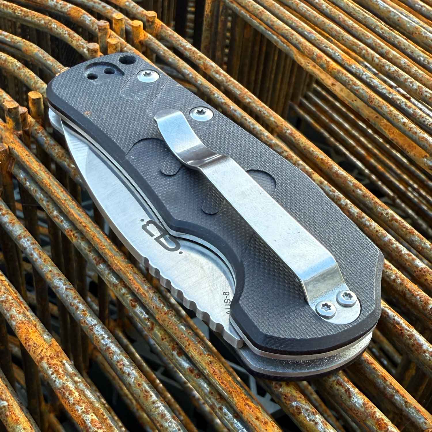 Böker Plus Worldwide – Legales Slipjoint-Messer mit G10 Griff und Gürtelclip – Detailansicht