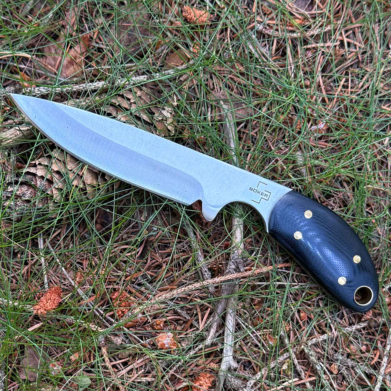 Böker Plus Pocket Knife 2.0 – Fahrtenmesser mit Kydexscheide – Produktbild