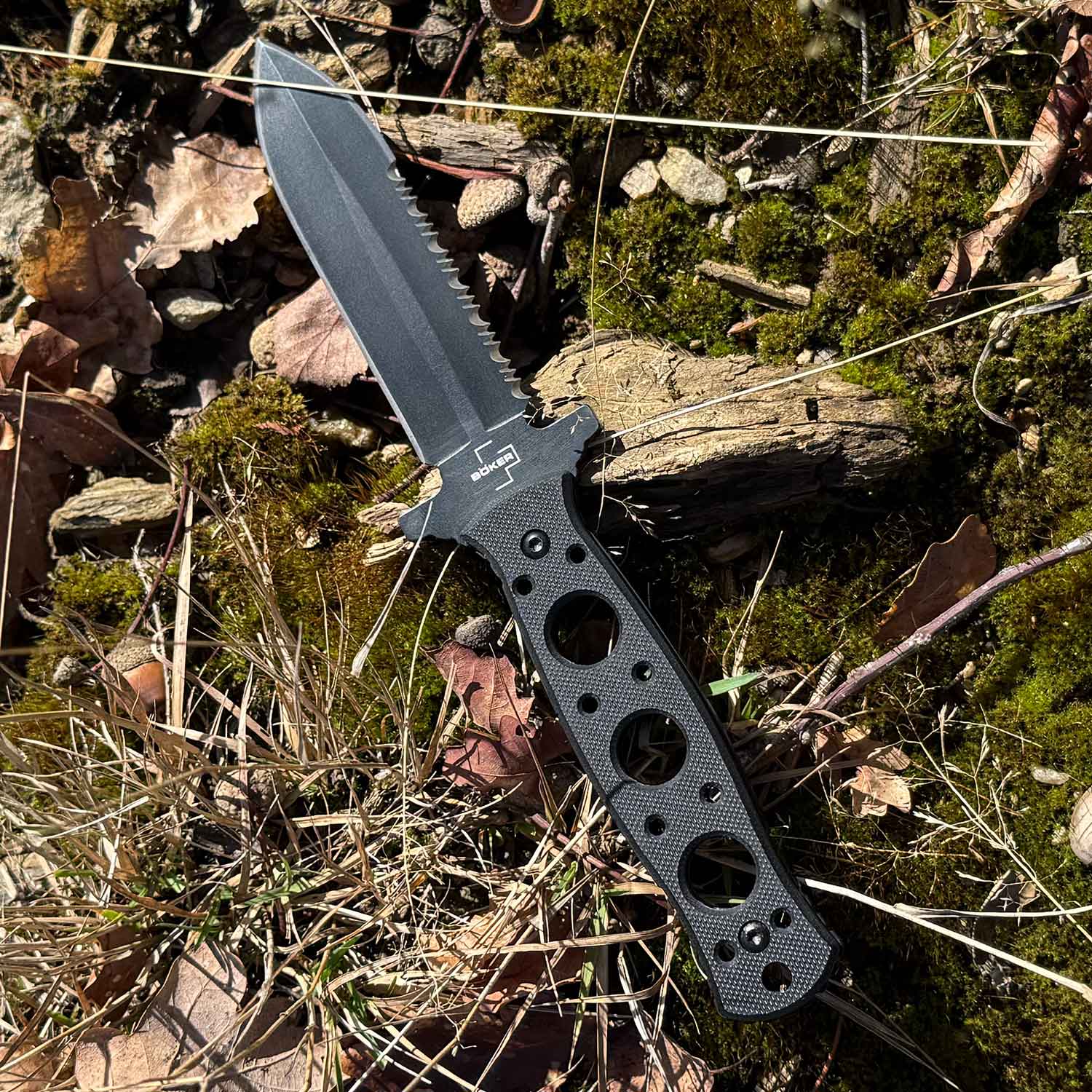 Böker Plus Steel-Mariner - Tauchermesser mit titanbeschichteter Klinge & Kydexscheide