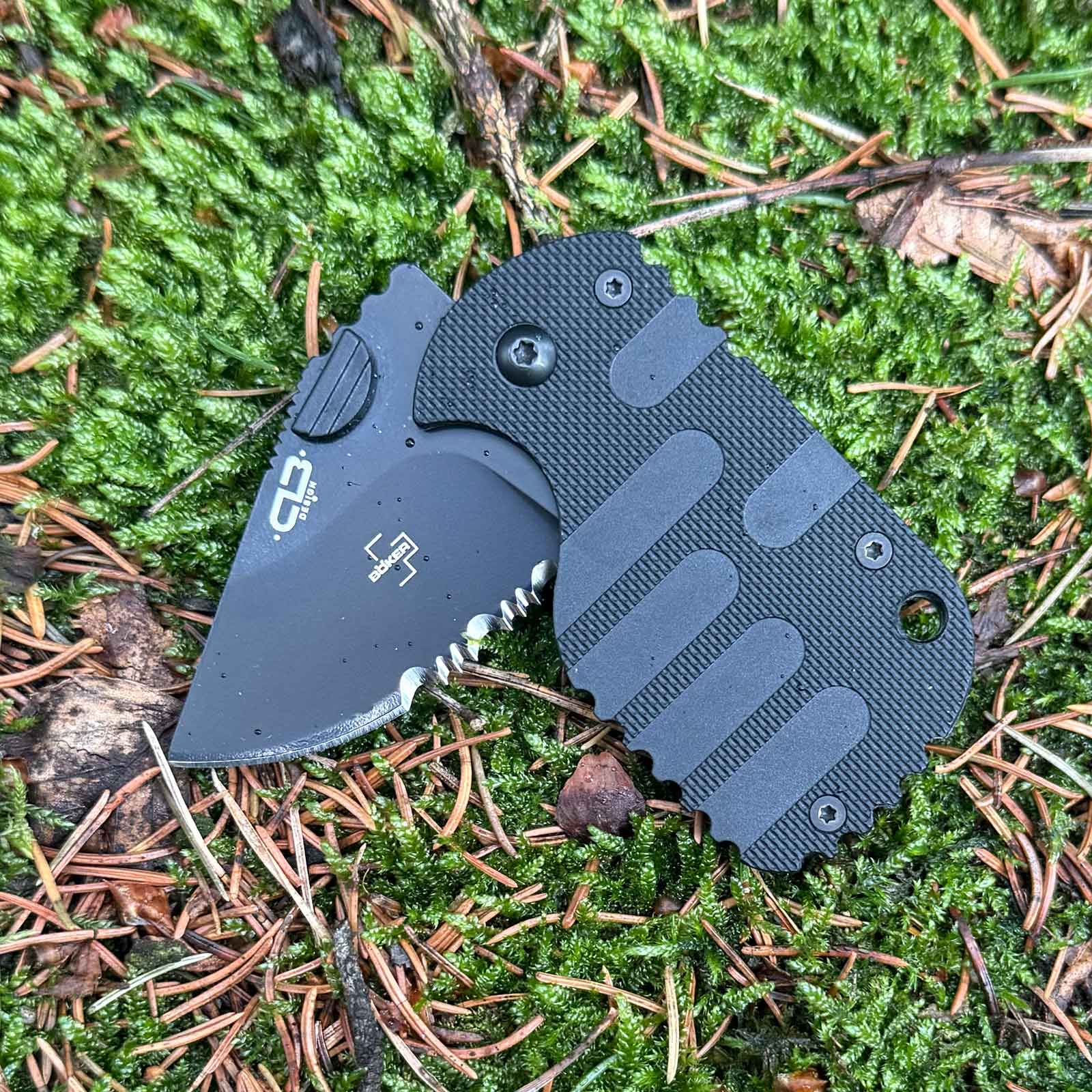 Böker Plus Subcom 2.0 All Black – Kompakte Größe in schwarz