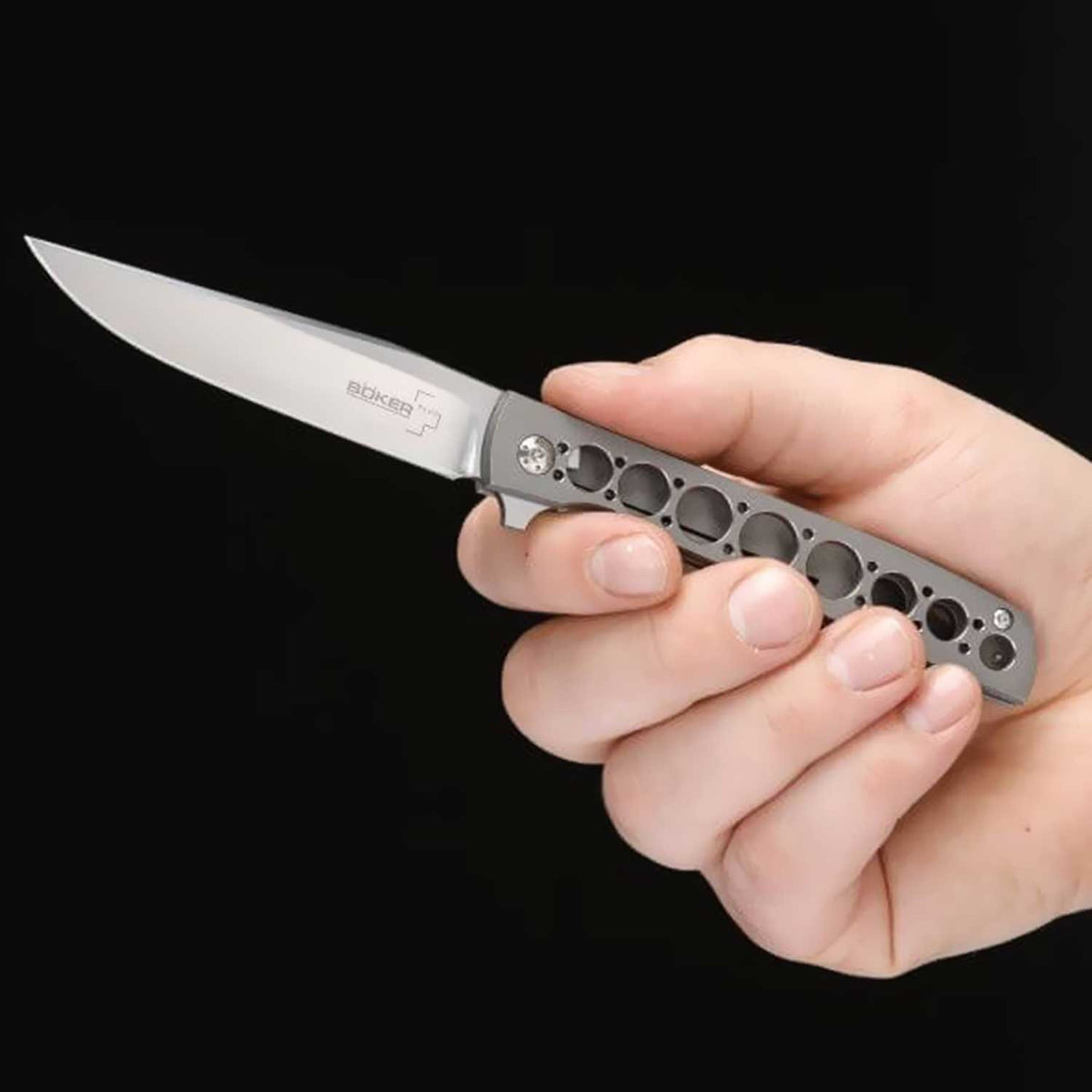 Böker Plus Urban Trapper – Ultraleichtes Titan-Taschenmesser mit Tip-Up-Clip – Detailansicht