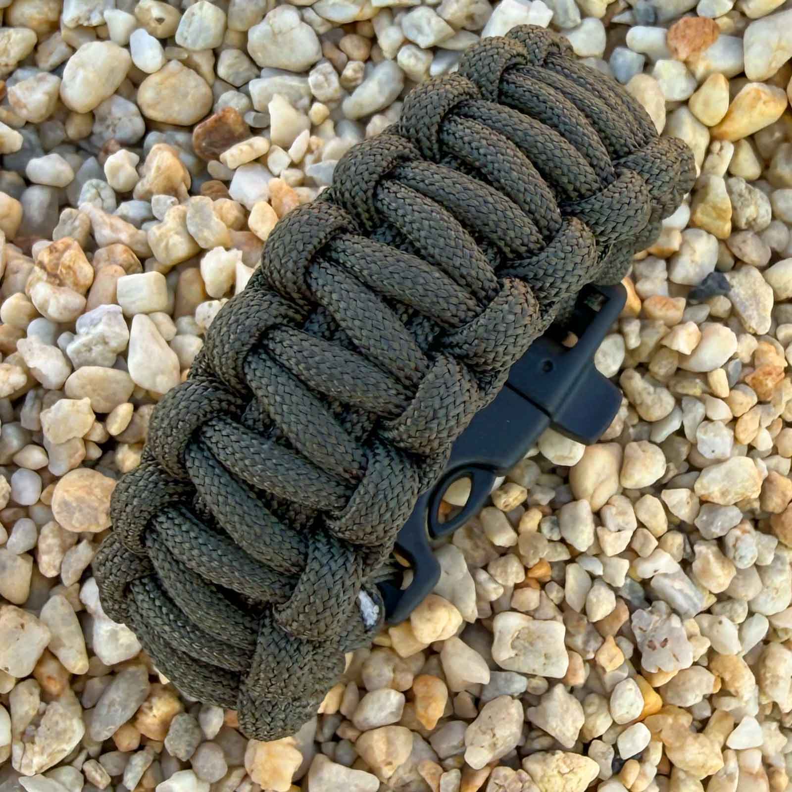 WE Knife Survival Bracelet - Überlebensarmband aus Paracord mit Signalpfeife – Produktbild