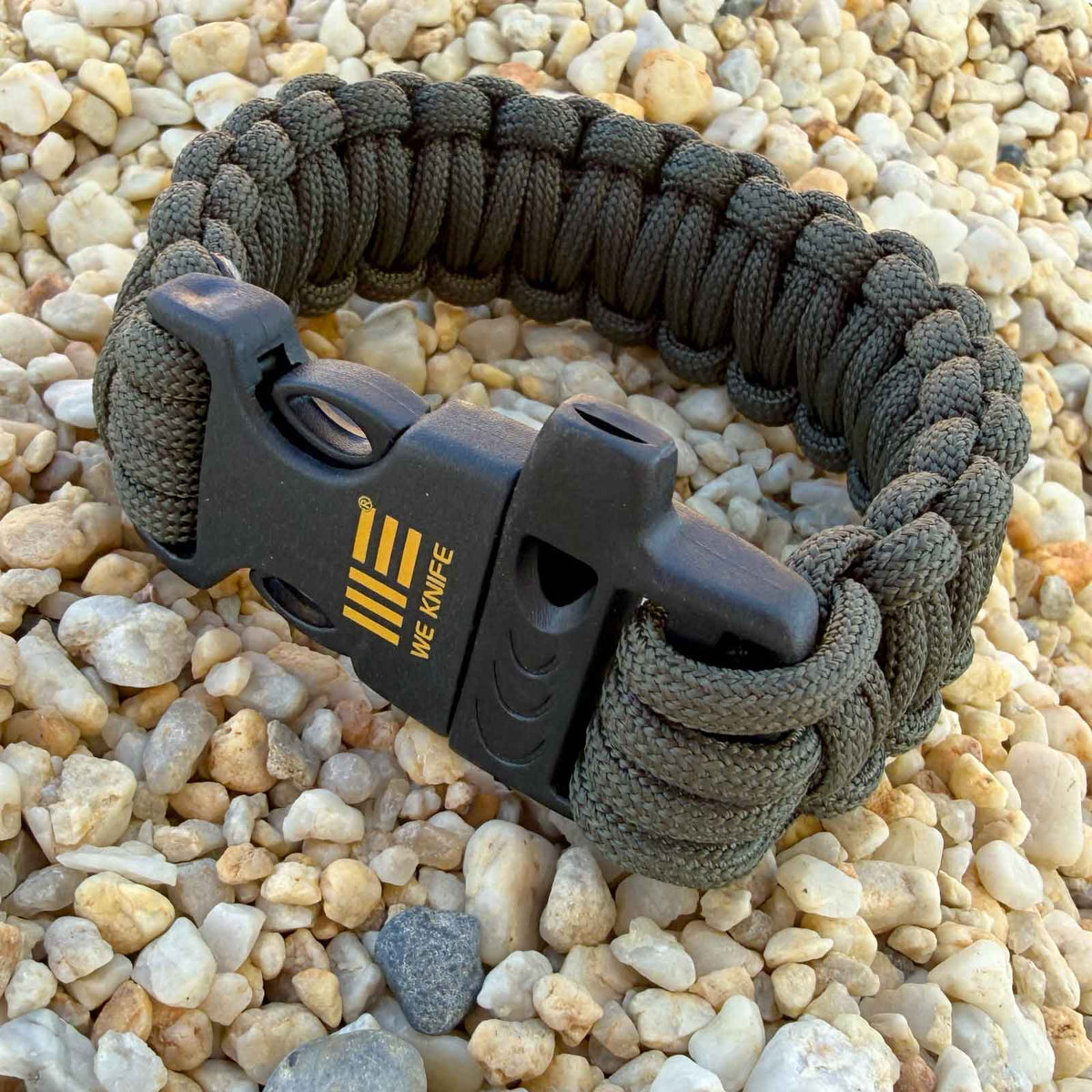 WE Knife Survival Bracelet - Überlebensarmband aus Paracord mit Signalpfeife