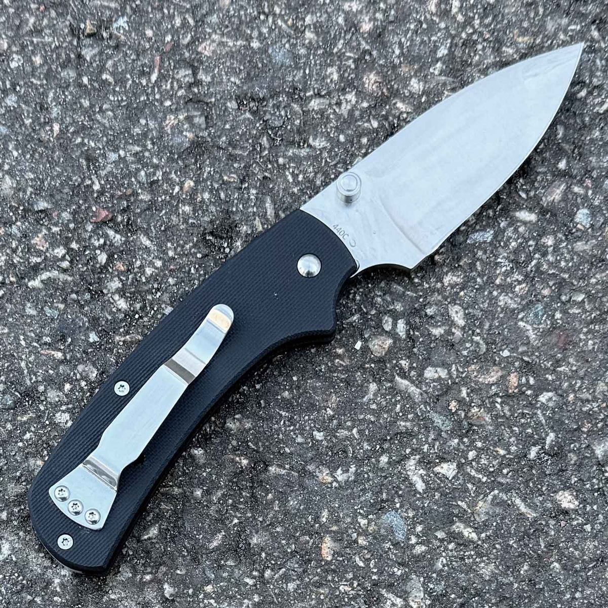 Böker Plus XS Drop – Kompaktes Slipjoint Taschenmesser mit Droppoint-Klinge – Detailansicht