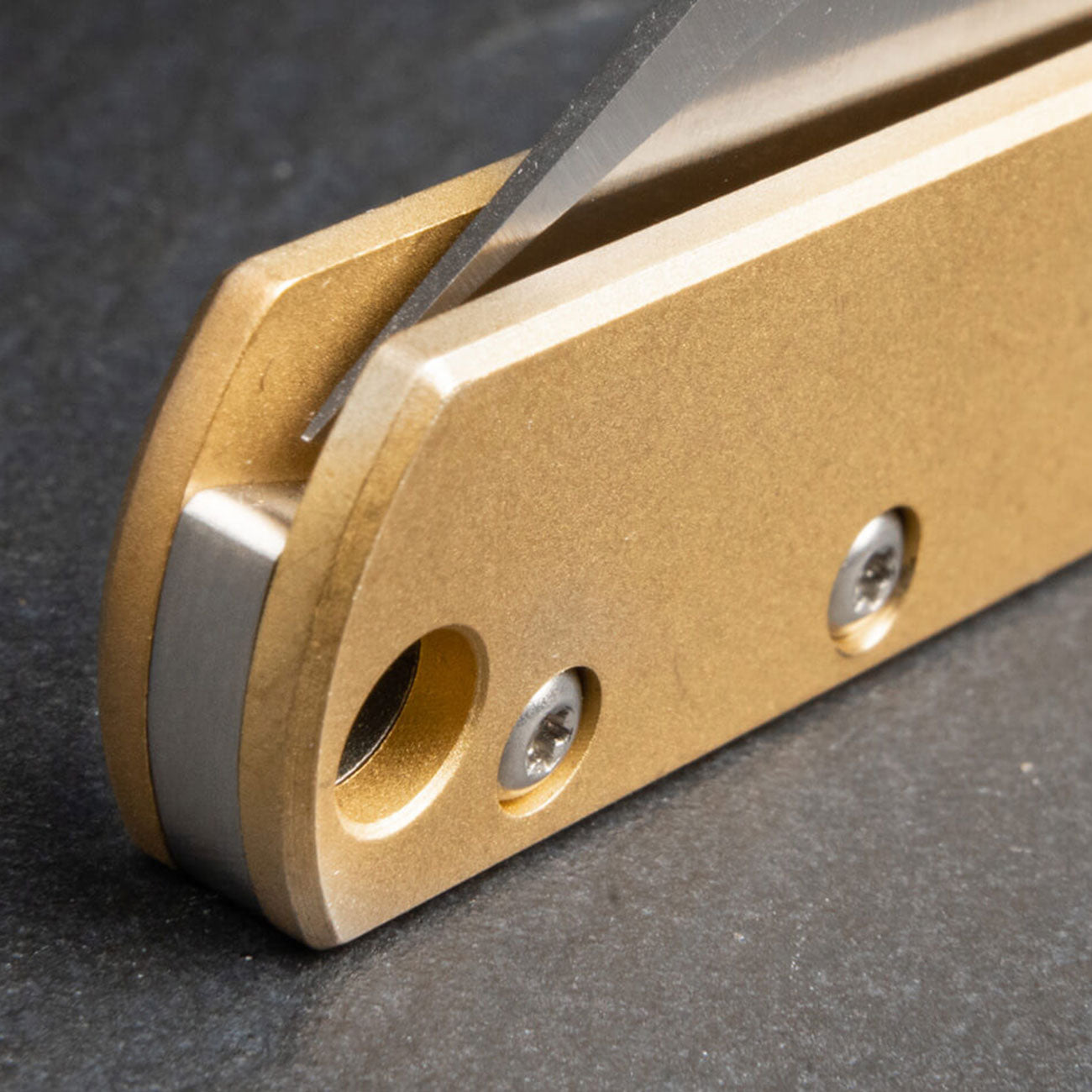 Böker Plus Zenshin Taschenmesser – Edelstahl & Messing 42a