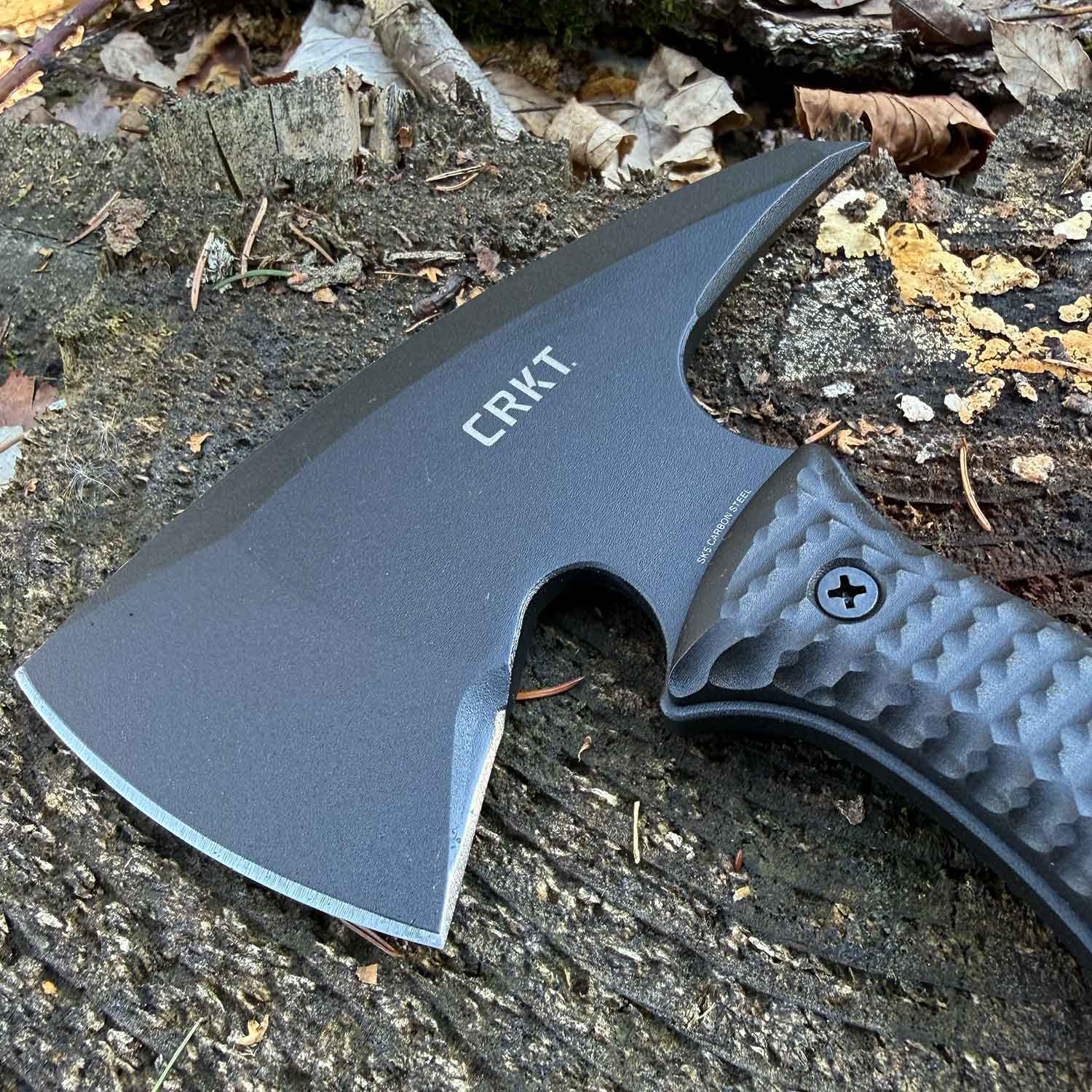 CRKT Kangee T-Hawk Axt Tomahawk mit Kydexscheide und Tragegurt – Detailansicht