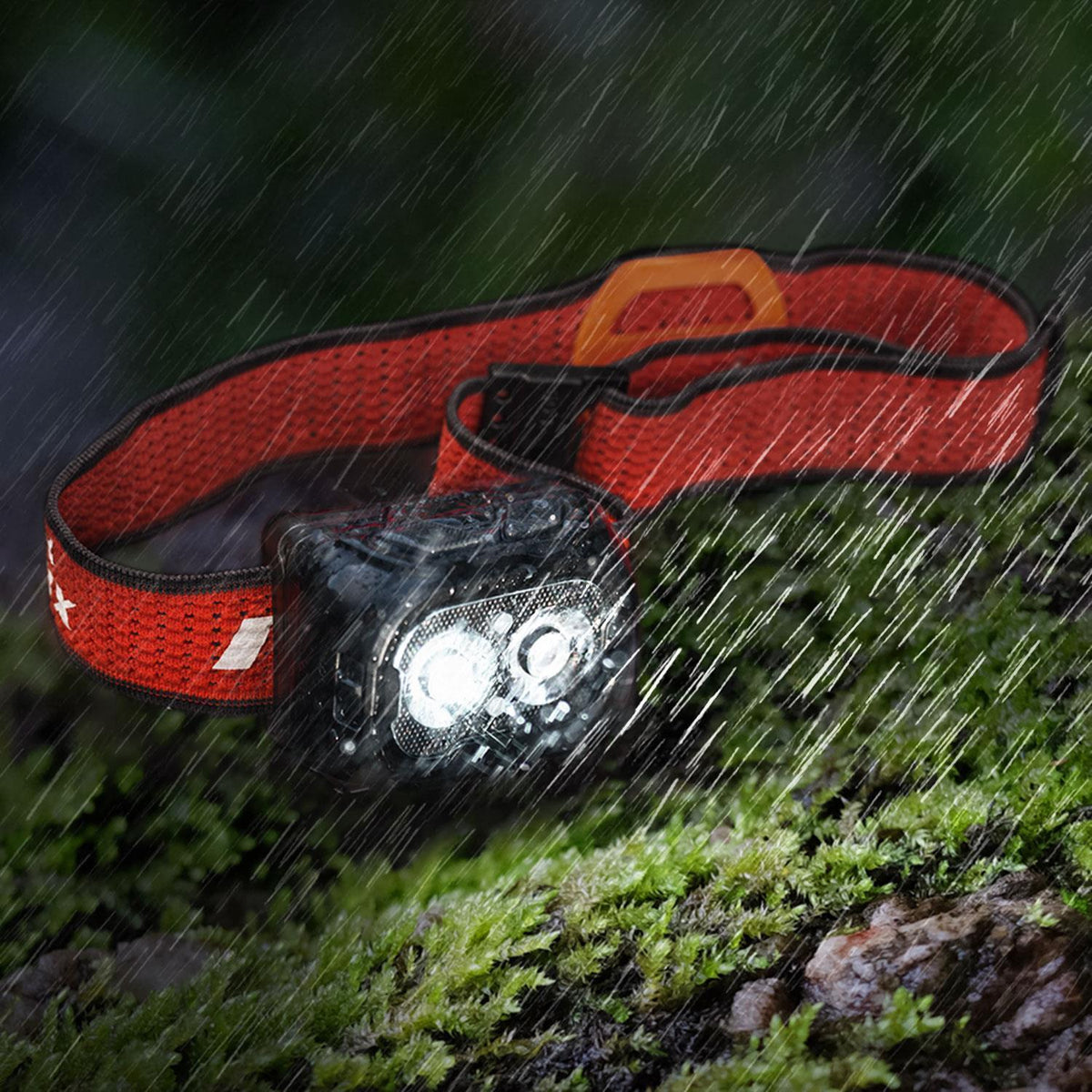 Fenix HL18R-T V2.0 – Trailrunning Stirnlampe mit 3 Lichtfarben, 800 Lumen, USB-C – Kopfband und Tragesystem, für Outdoor und Camping
