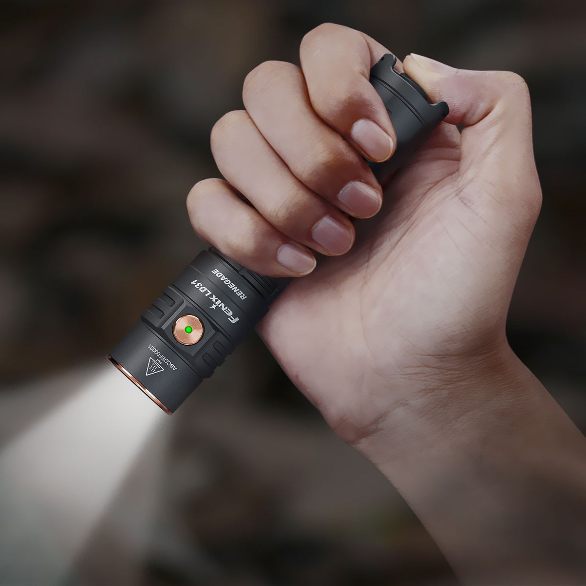 Fenix LD31 Renegade – kompakte Taschenlampe mit 3200 lm und 5000 mAh USB-C Akku – Größe und Abmessungen