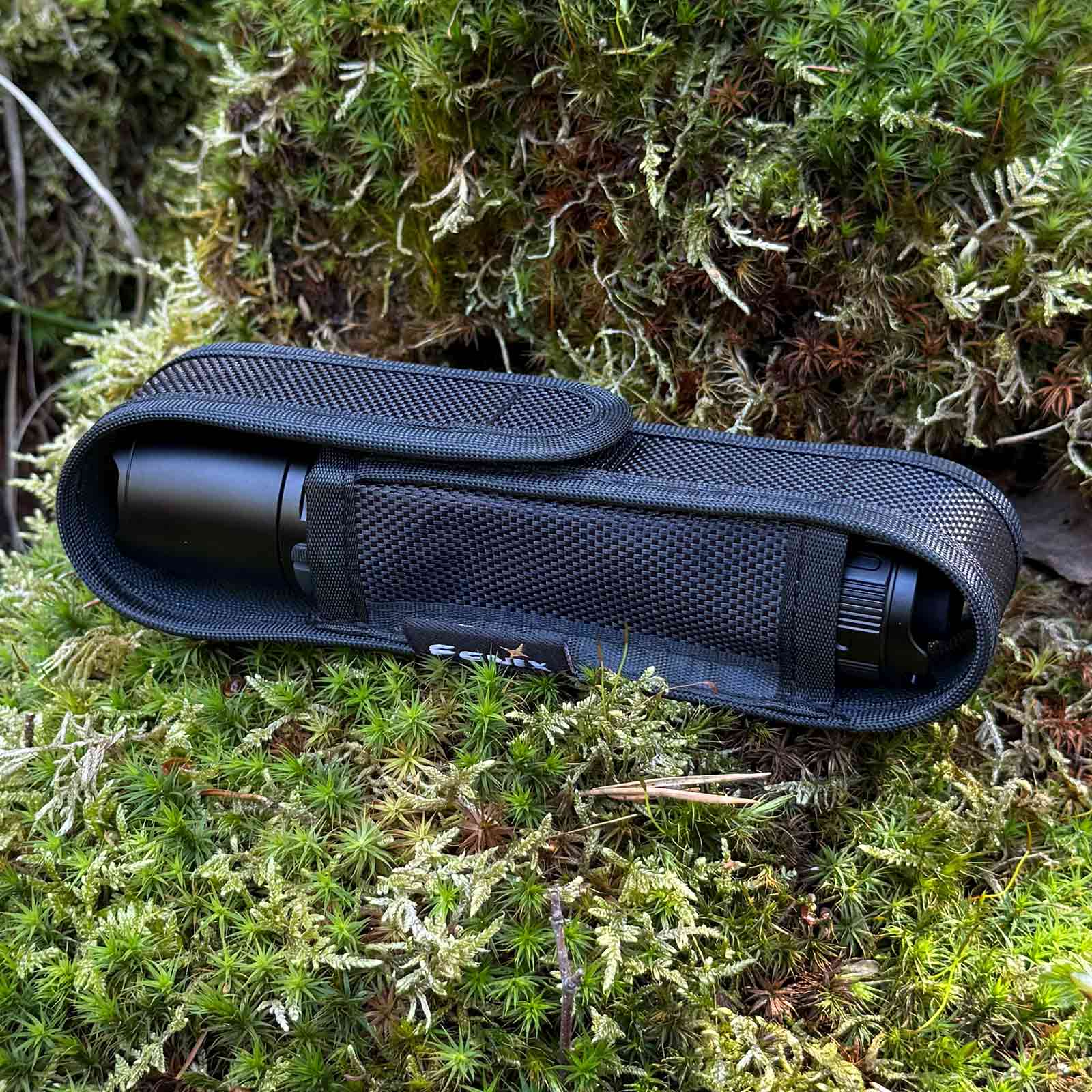 Fenix TK15R IRIS X – taktische Taschenlampe mit 3200 Lumen, Akku, USB-C, Lockout – Holster