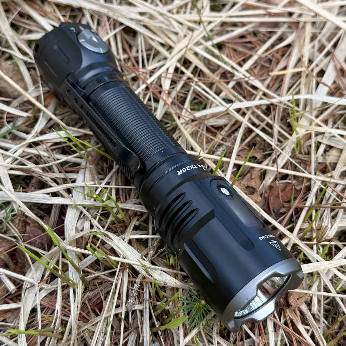 Fenix TK25R Polizei Taschenlampe mit 3600 Lumen + UV-Licht, Rot- & Blaulicht