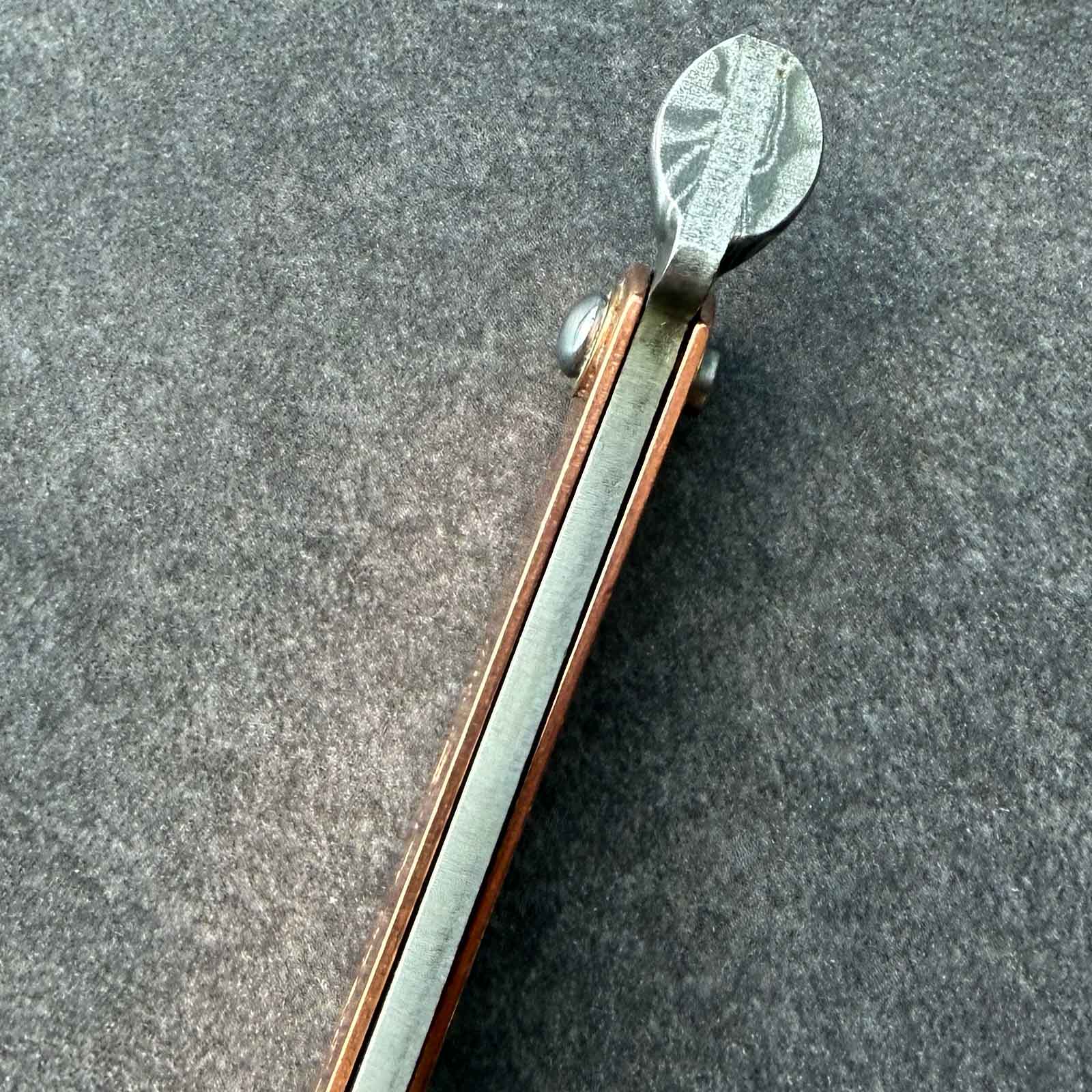 Higo Irogane Damascus Taschenmesser mit Damastklinge - Ansicht Messerrücken