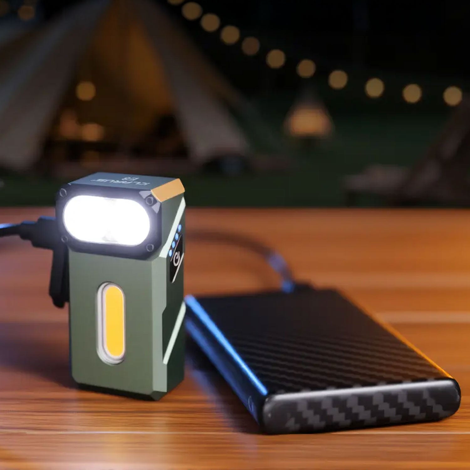 Klarus E8 1000 Lumen – LED Winkellampe mit Seitenlicht und USB-C – Detailansicht