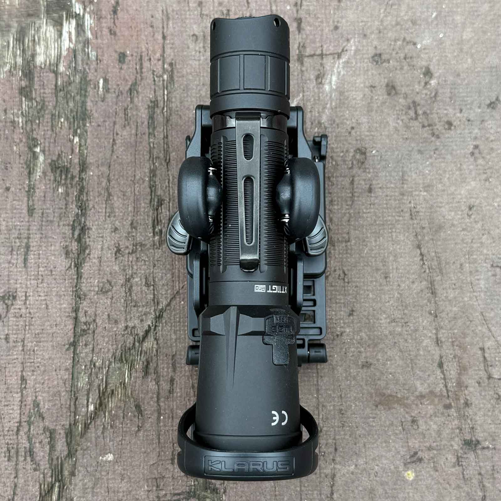 Klarus XT11GT Pro V3 TacMaster Taschenlampe – Etui und Tragezubehör