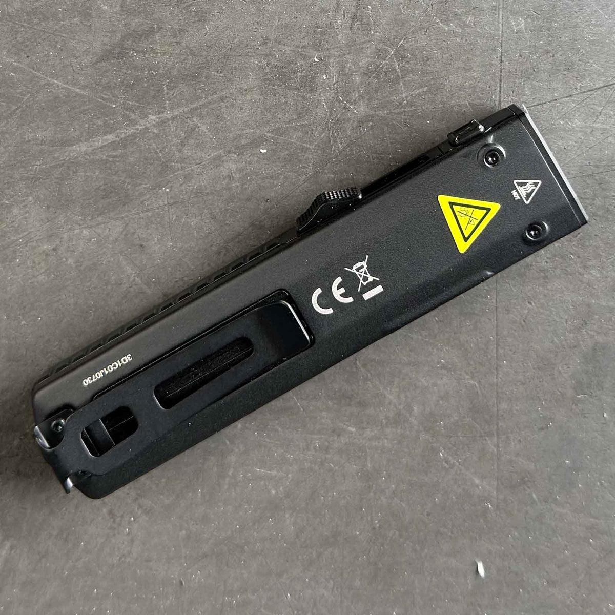 Nitecore EDC15 Taschenlampe 1200 Lumen +UV