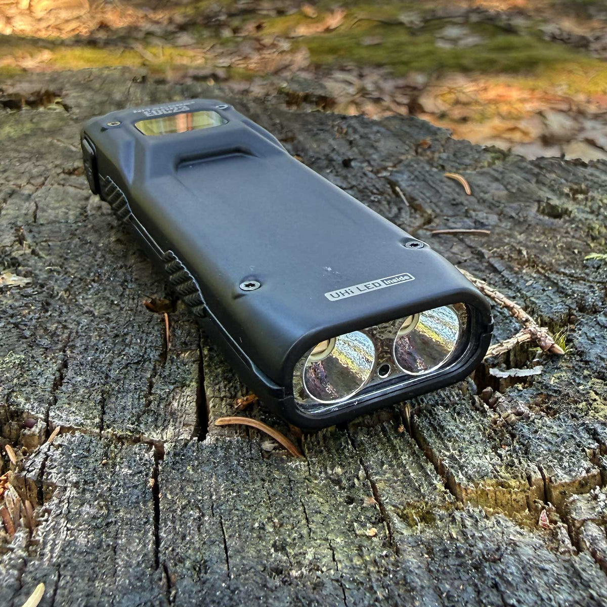 Nitecore EDC23 – flache EDC-Taschenlampe mit 2500 Lumen, OLED-Display, USB-C – LEDs und Reflektor