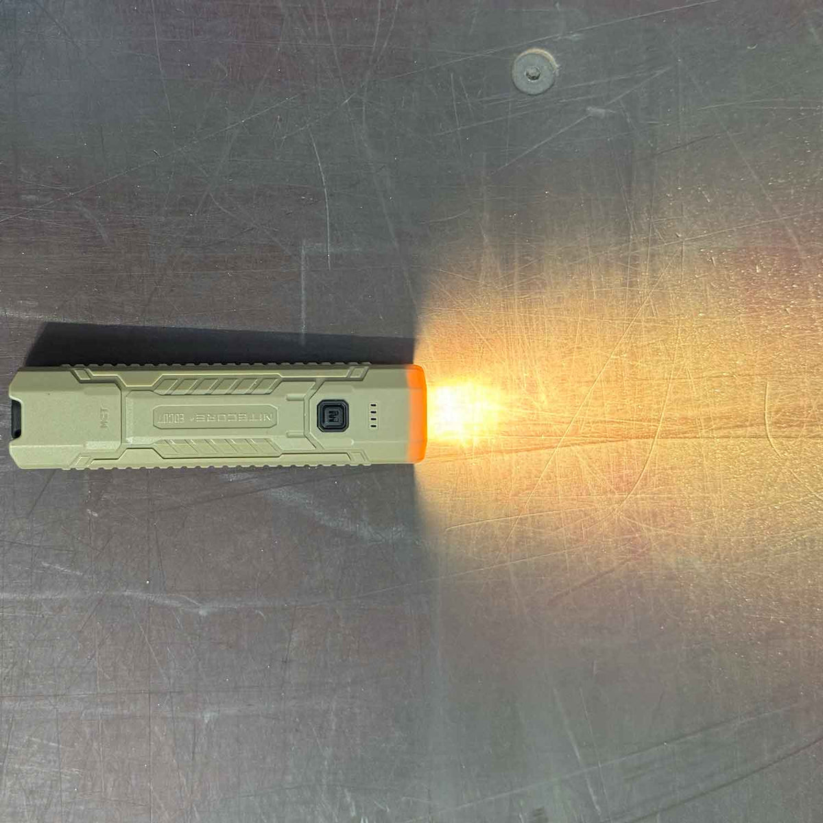 Nitecore EDC07 LED Taschenlampe braun