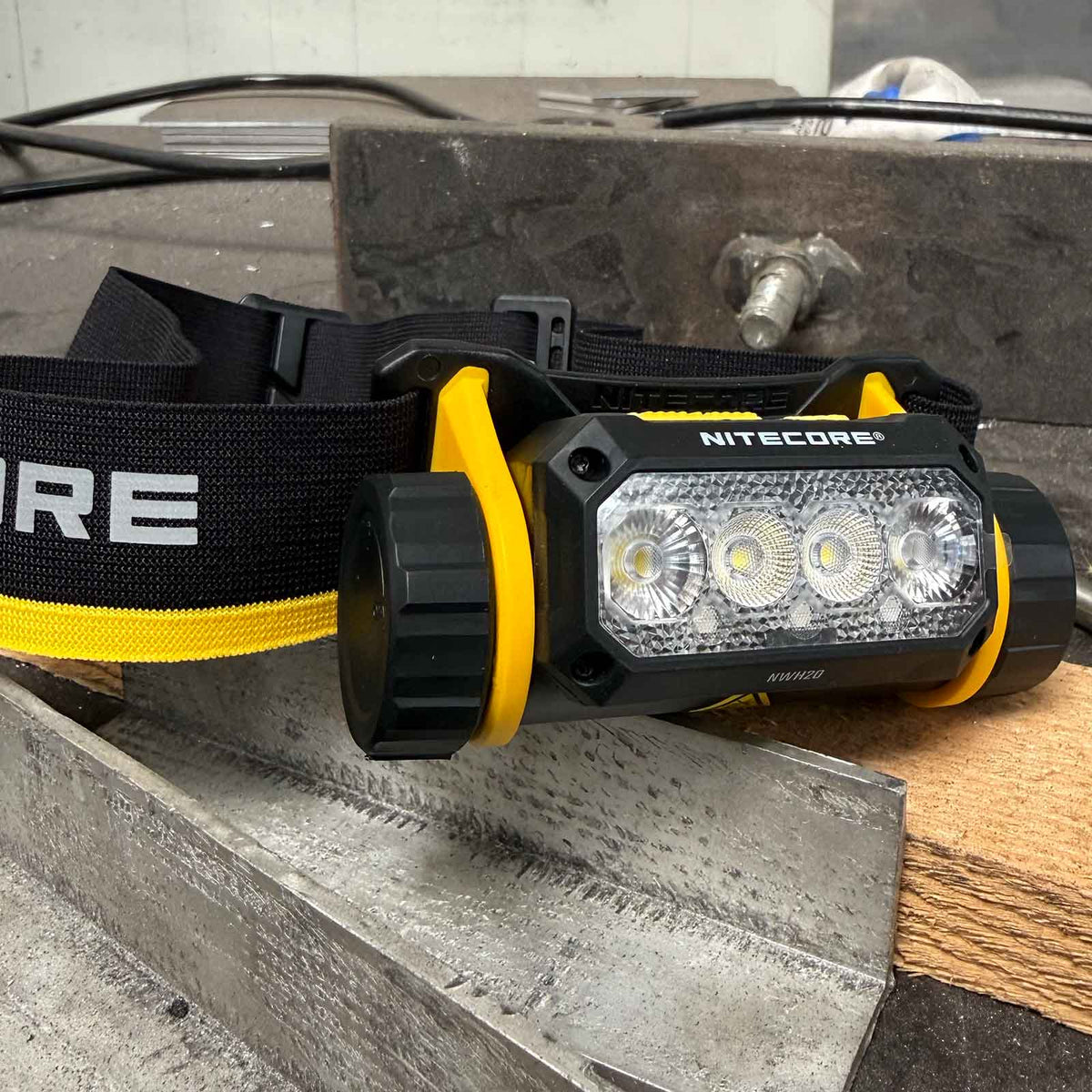 Nitecore NWH20 Worklight - fokussierbare Arbeits-Stirnlampe