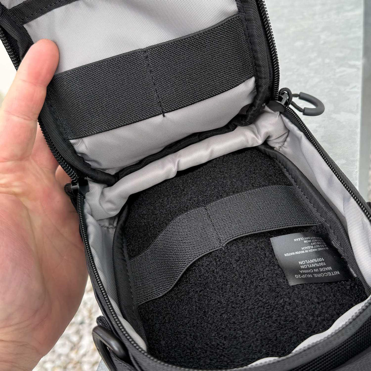 Nitecore NUP20 Tactical Utility Pouch - Mehrzwecktasche mit Organizer-System – Detailansicht