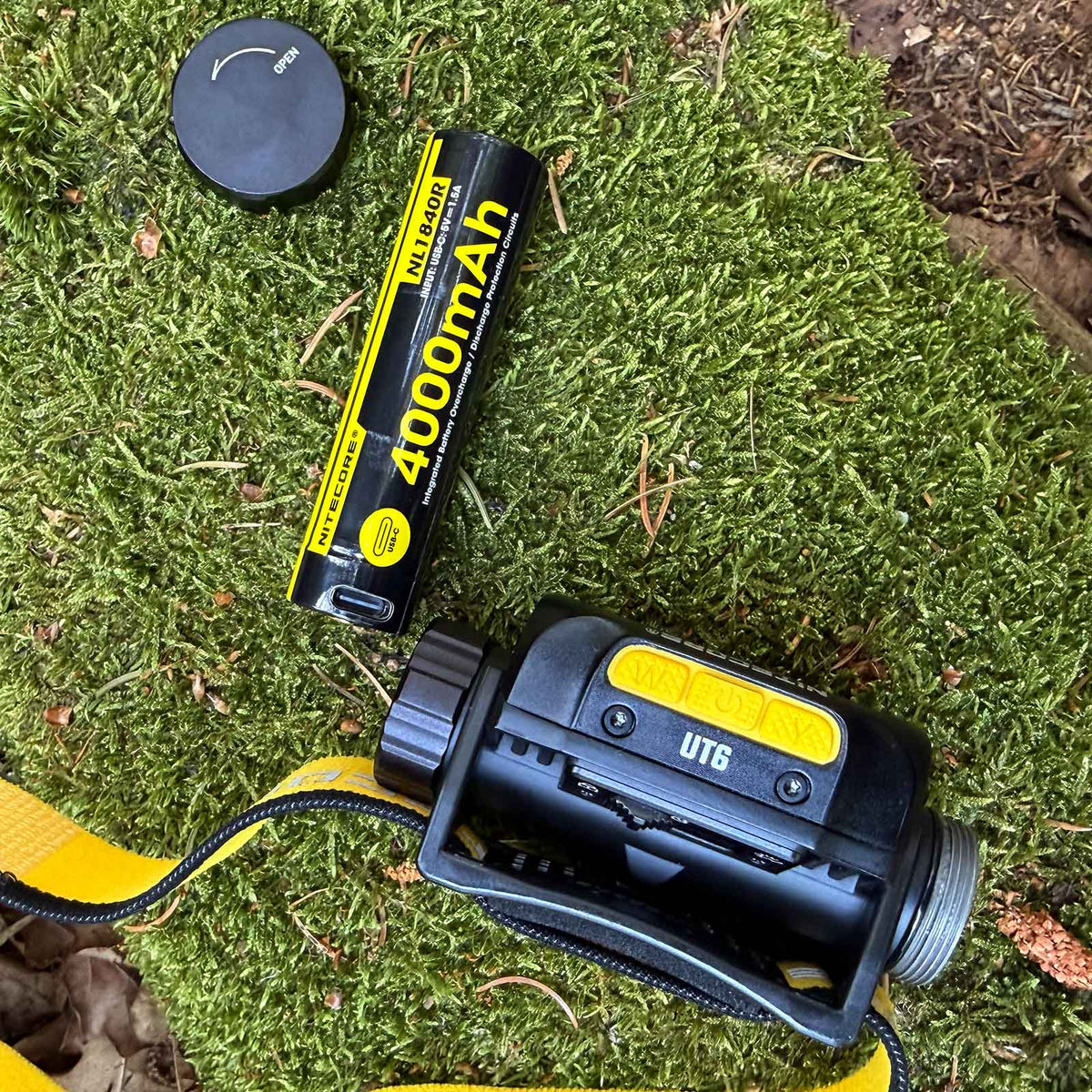 Nitecore UT6 – Trailrunning Stirnlampe mit 1600 lm, USB-C-Akku & 3 Lichtfarben – mit Akku und Ladeanschluss