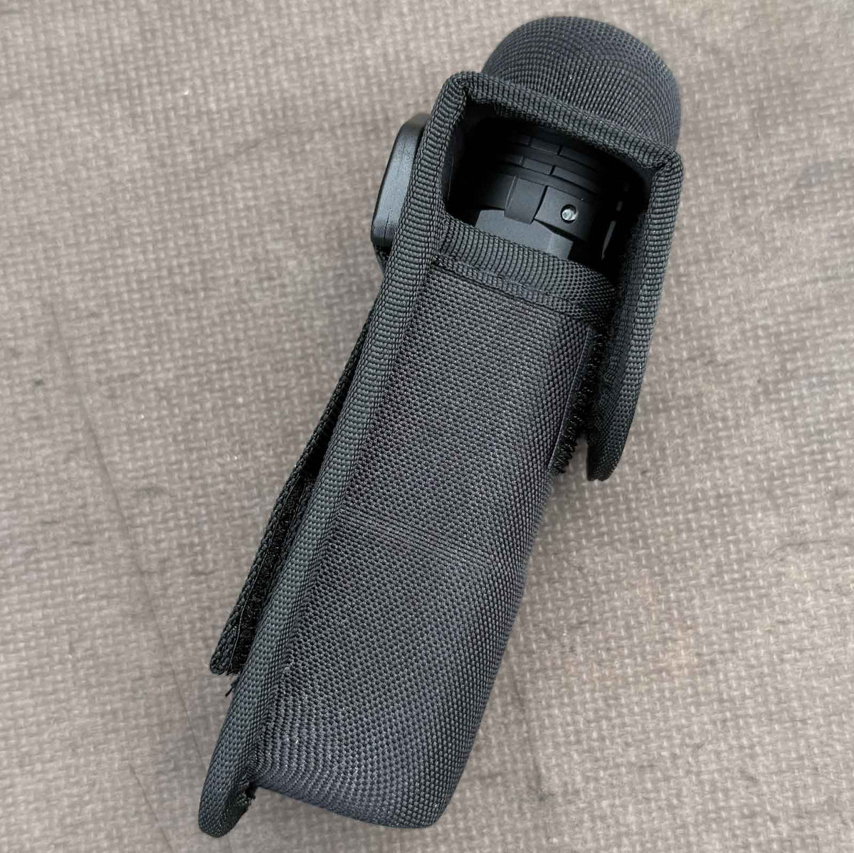 Nitecore P20iX PEL 2.0 – Polizei-Taschenlampe mit 4000 lm, Akku & USB-C