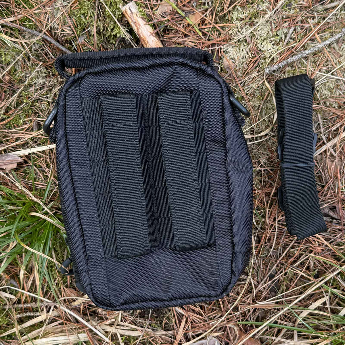 Nitecore NUP10 Tactical Utility Pouch – Praktischer Organizer mit MOLLE-System – Rückansicht