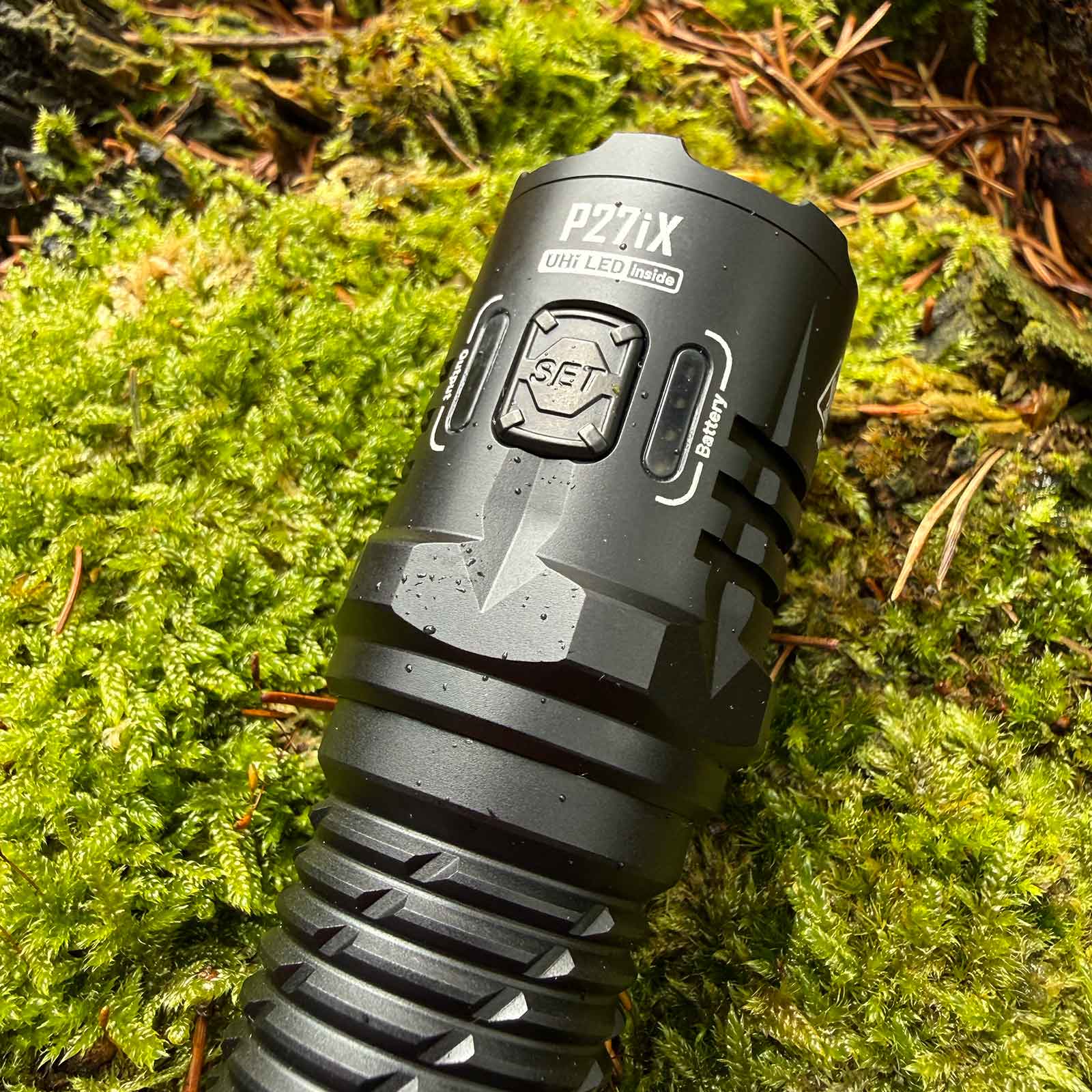 Nitecore P27iX Taschenlampe im wetterfesten Gehäuse