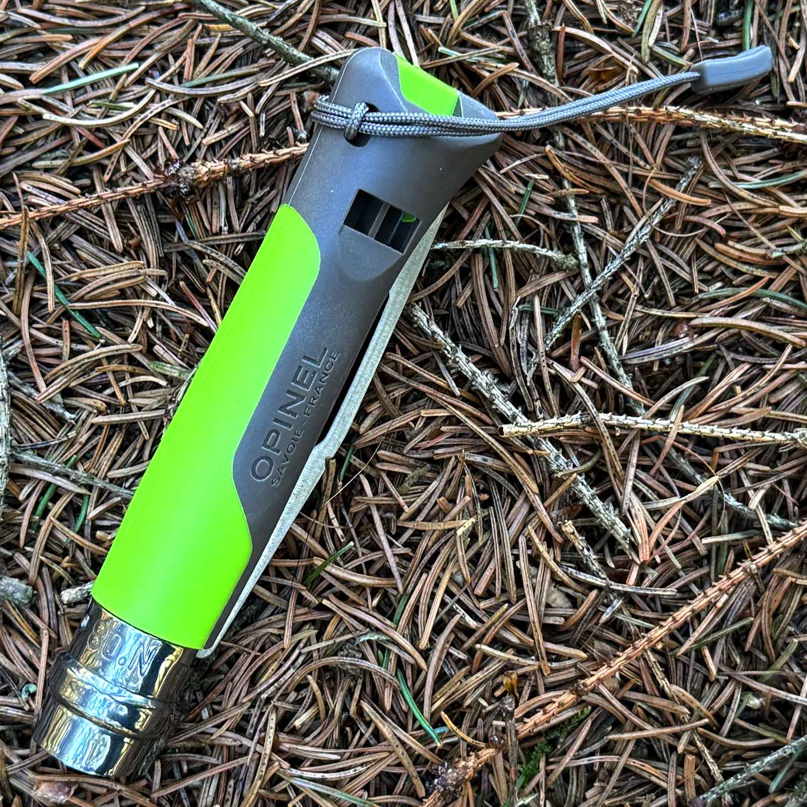 Opinel No 08 Outdoor Sports Taschenmesser in 4 Farben – Farbvariante grün, für Outdoor und Camping – Detailansicht 10