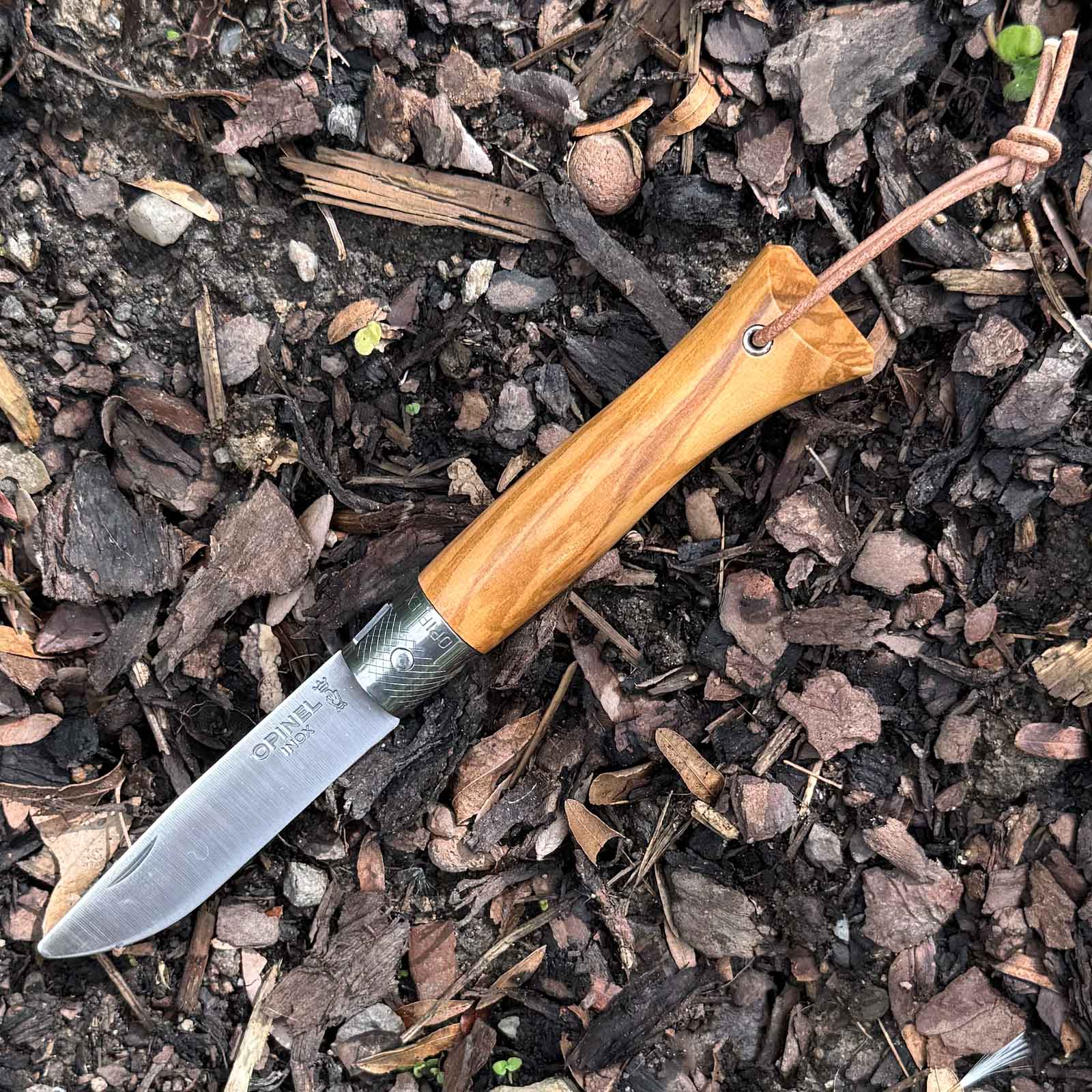 Opinel néo6 Taschenmesser - Olivenholz Griffschale