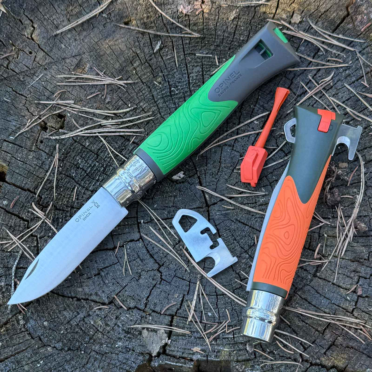 Opinel No 12 EXPLORE - großes Taschenmesser mit Zeckenzange – für Outdoor und Camping – Detailansicht 4
