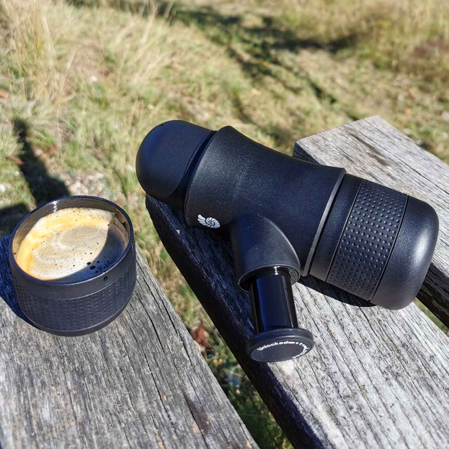 Origin Outdoors To-Go – Mini-Espressokocher mit Trinkbecher, 8 bar Druck & 70 ml