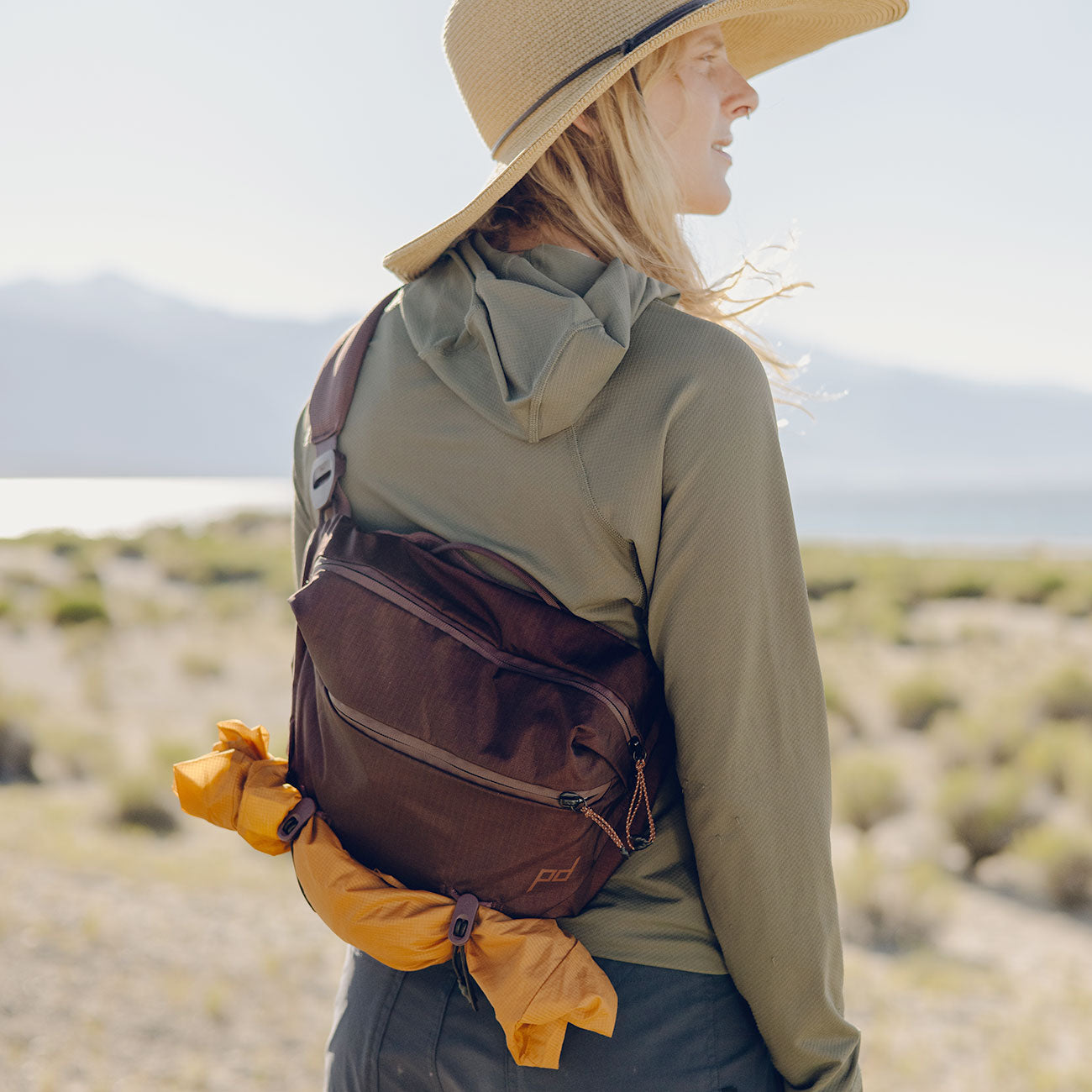 Peak Design Outdoor Sling Bag 7L in 4 Farben – Farbvariante violett, Sling Bag – Detailansicht 7