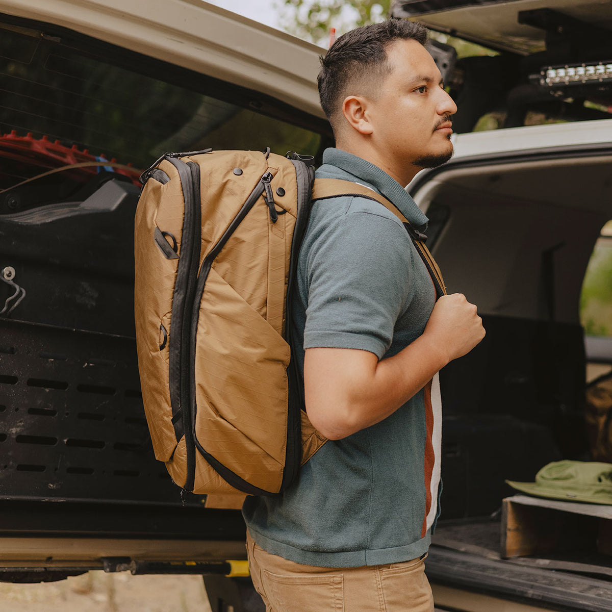 Peak Design Travel Backpack 45L – Modularer Reise- & Fotorucksack in 5 Farben – Detailansicht