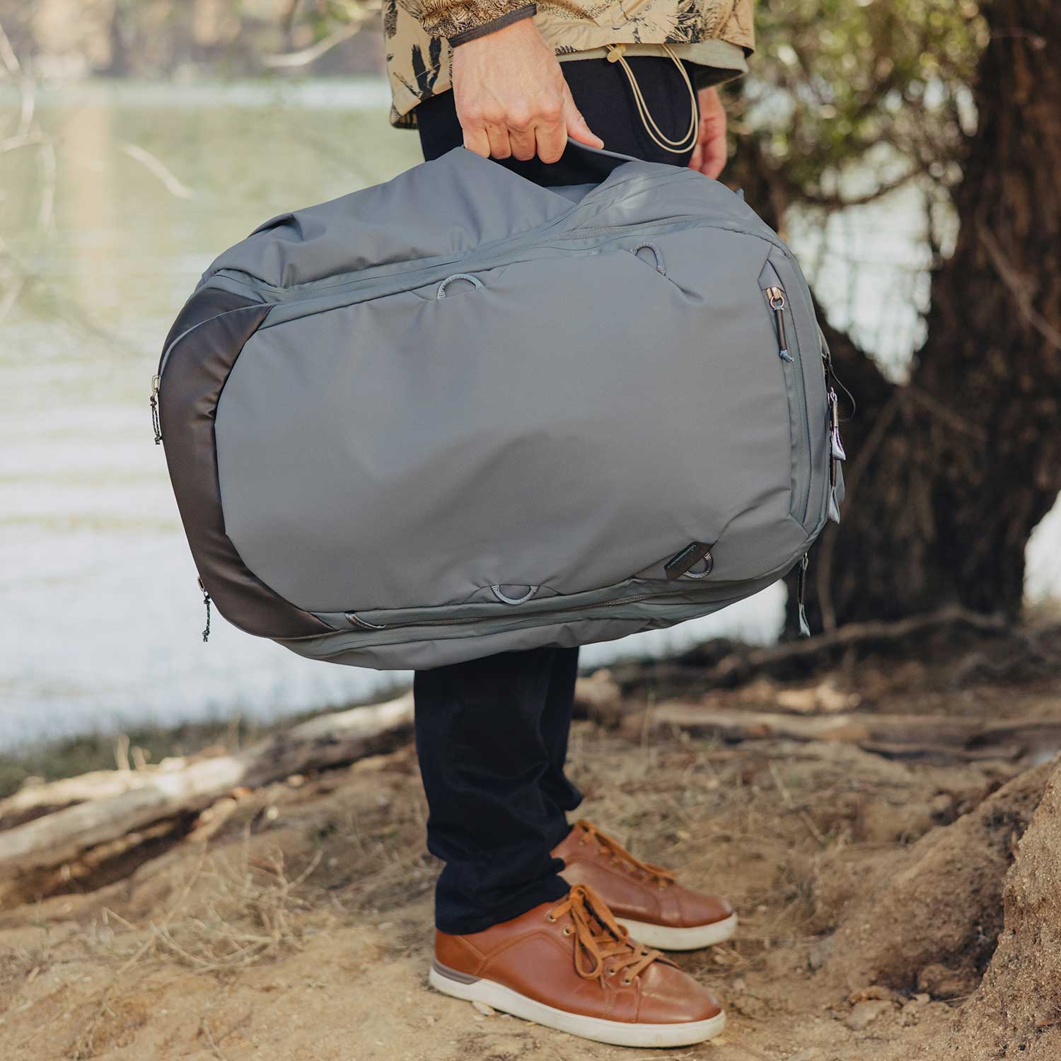 Peak Design Travel Backpack 45L – Modularer Reise- & Fotorucksack in 5 Farben – Detailansicht