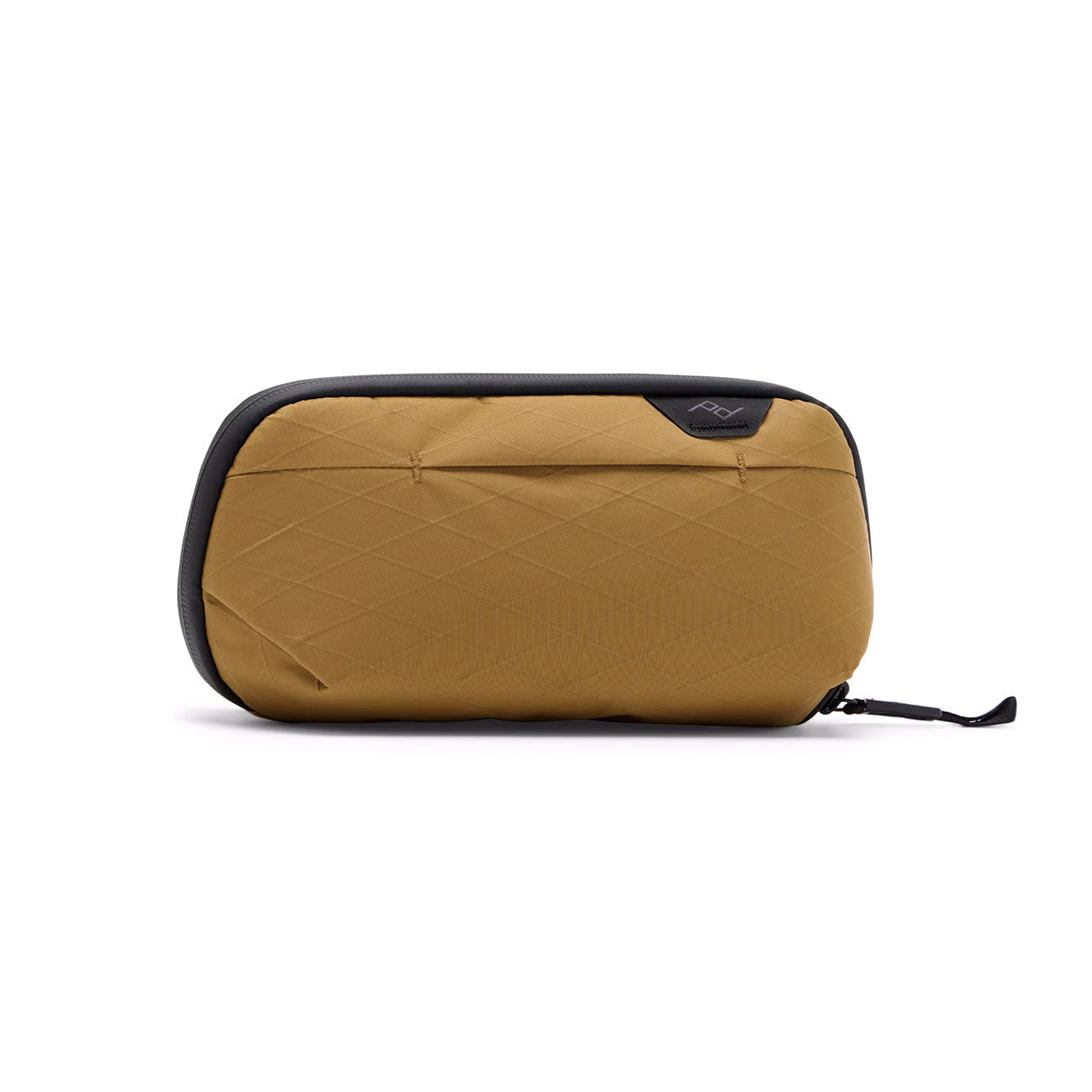 Peak Design Wash Pouch Small – kompakte Reise-Kulturtasche mit Haken – Kulturtasche, Größenvergleich in der Hand