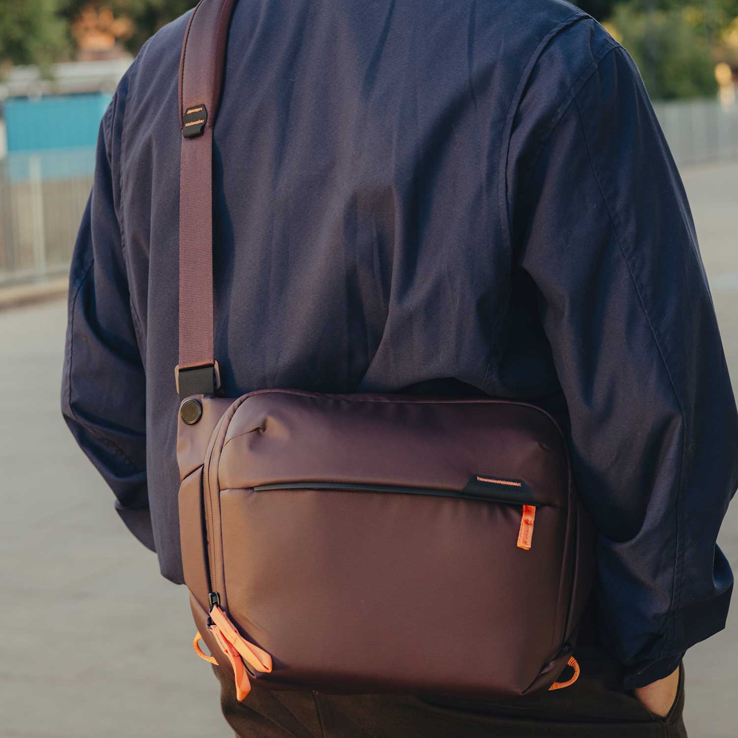 Peak Design Everyday Sling Bag 6L – Foto- und Umhängetasche in 5 Farben – Detailansicht