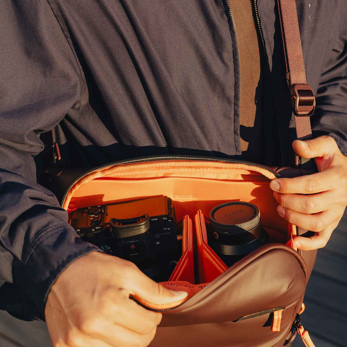 Peak Design Everyday Sling Bag 6L – Foto- und Umhängetasche in 5 Farben – Detailansicht
