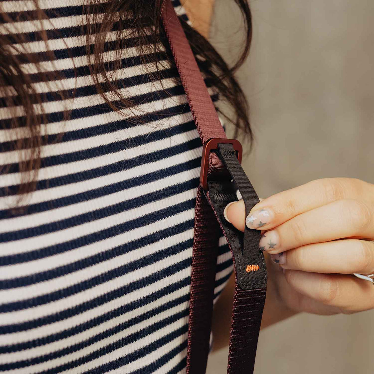 Peak Design Leash – leichter Kameragurt – Eclipse violett violett kamerariemen zum verstellen in violett (Eclipse)