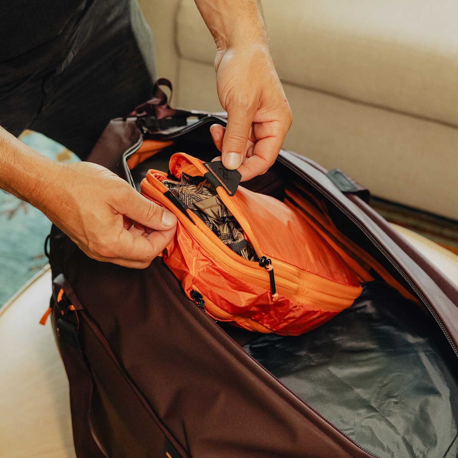 Peak Design Packing Cubes 9L – Packwürfel mit Kompressionsfunktion – Detailansicht