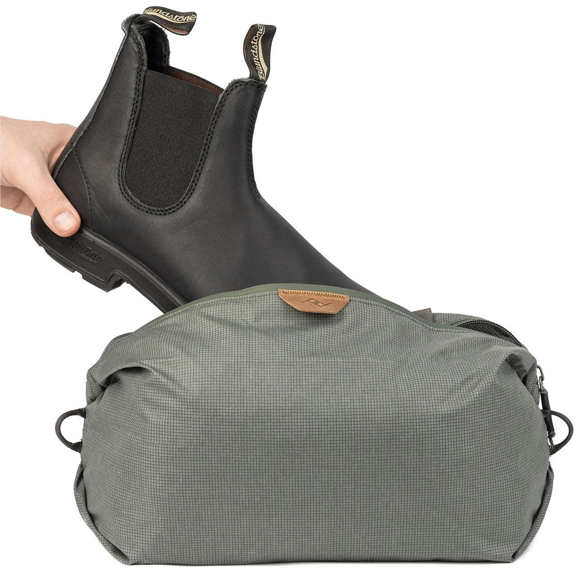 Peak Design Shoe Pouch – Schuhbeutel bis Größe 44, ultraleicht & faltbar in 3 Farben – Detailansicht