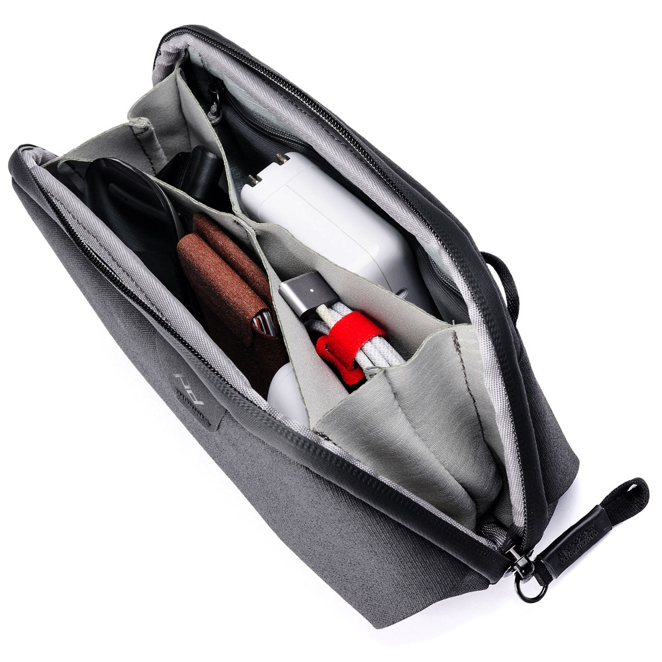 Peak Design Tech Pouch Small - kleine Organizer-Tasche für Zubehör – Detailansicht