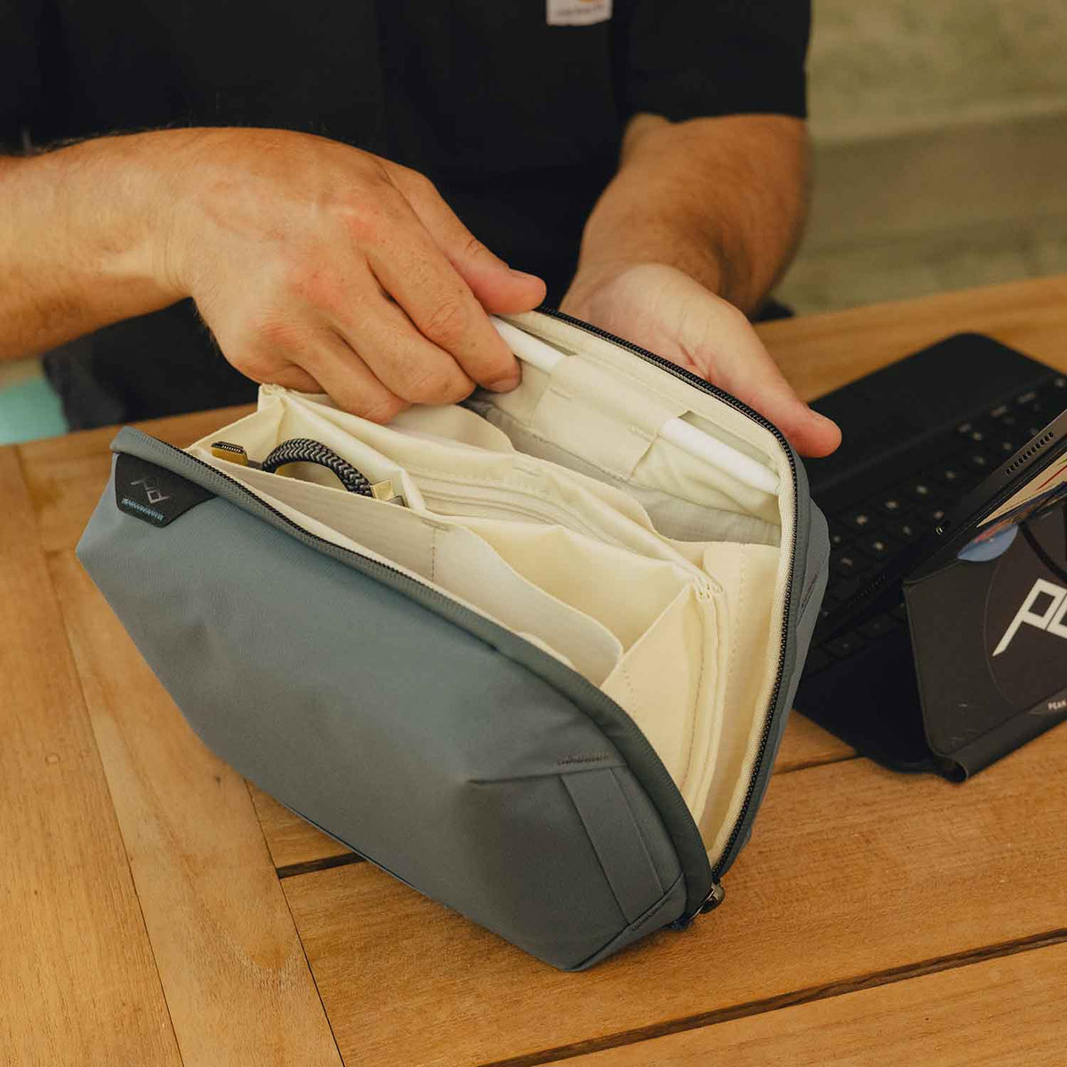 Peak Design Tech Pouch - Organizer-Tasche für Zubehör – Detailansicht