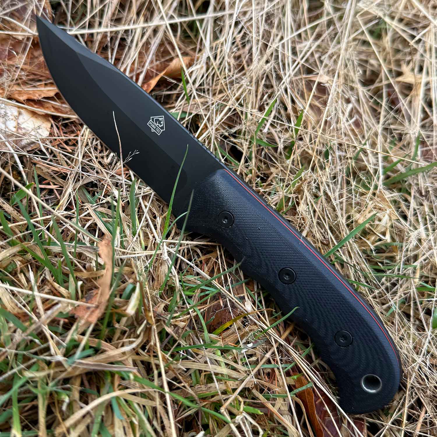 Puma TEC Tactical D2 All Black – Fahrtenmesser mit G10 Griff und Kydexscheide – Detailansicht