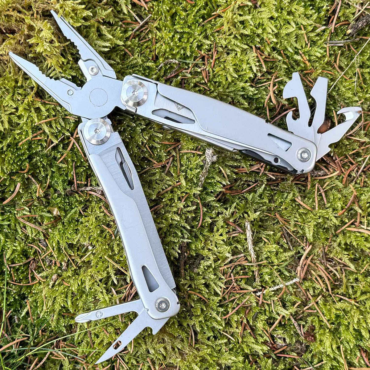PUMA TEC Steel Multitool Funktionen ausgeklappt
