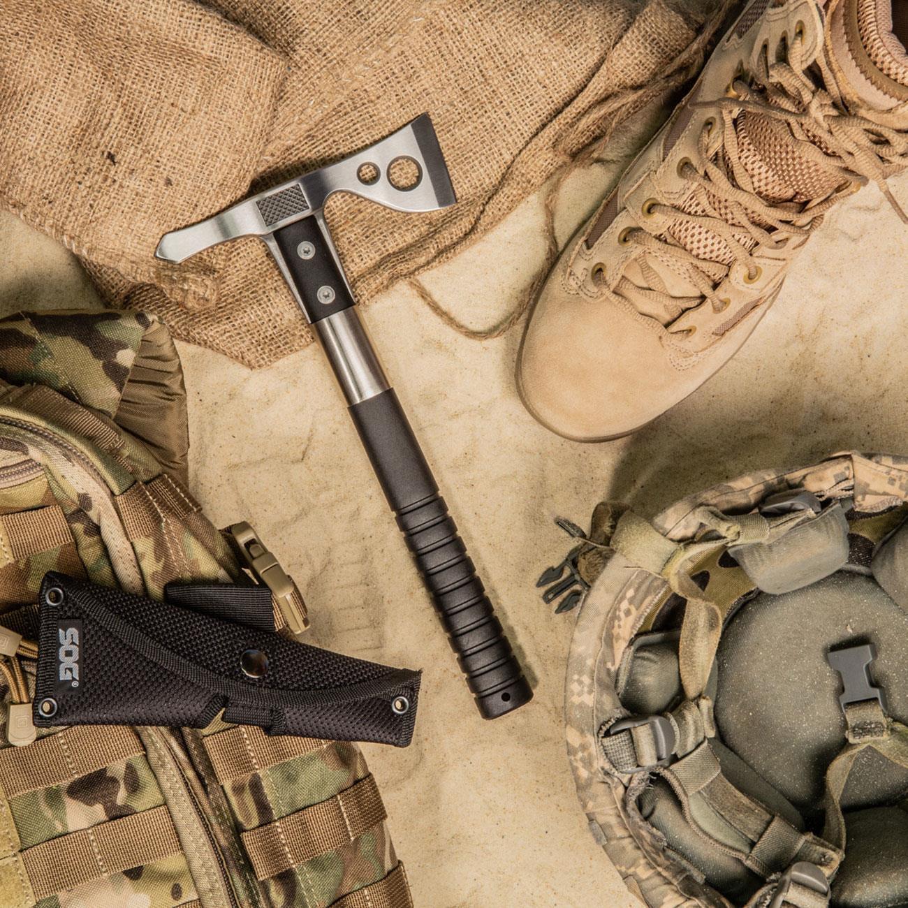 SOG FastHawk Axt – Kompaktes Tomahawk mit robuster Cordurascheide