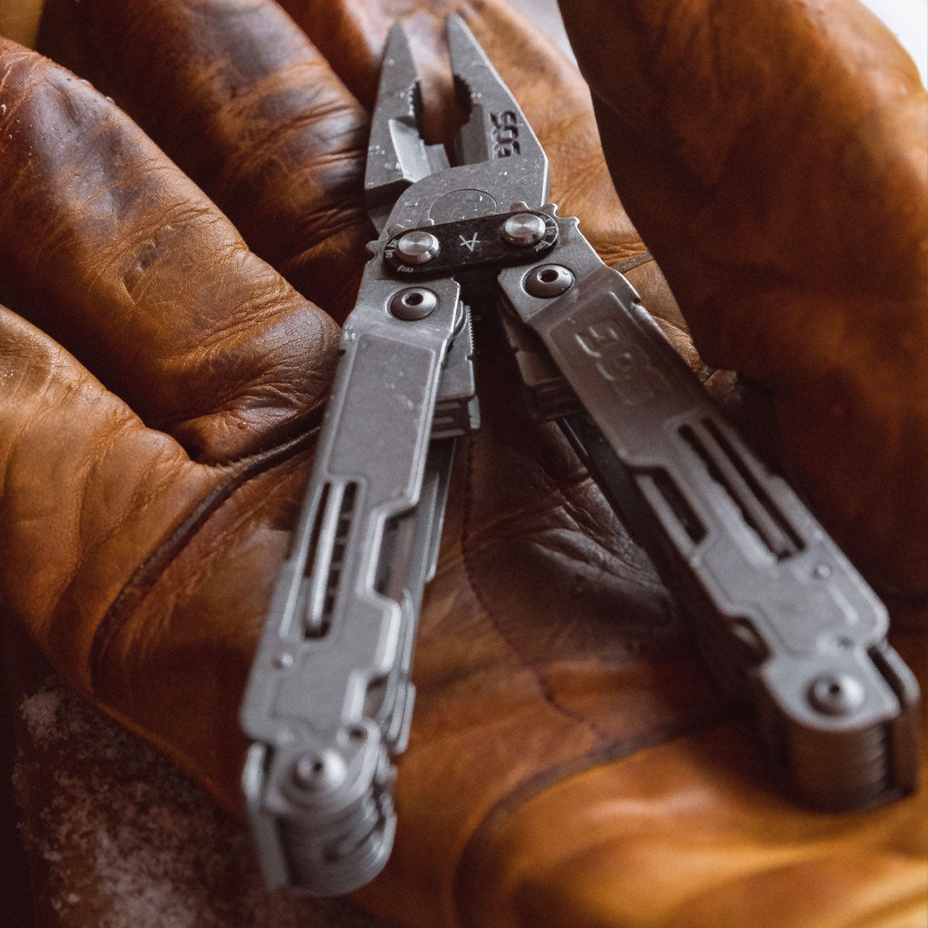 SOG PowerAccess Multitool – Hochwertiges Allround-Werkzeug in 4 Varianten – Detailansicht