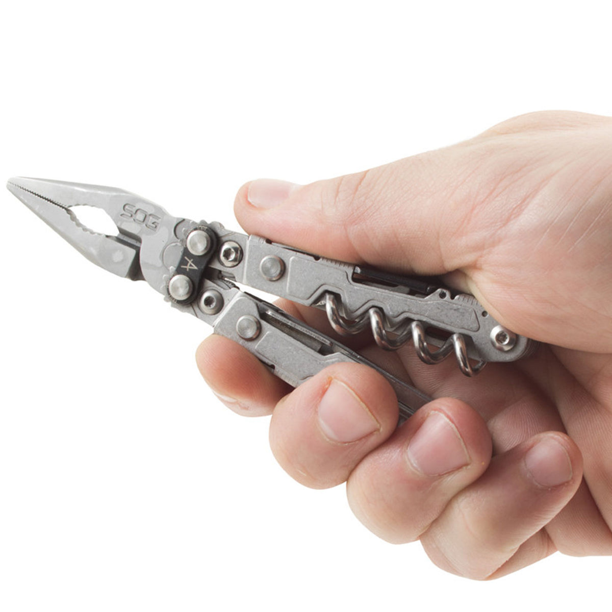 SOG PowerLitre Multitool mit 17 Funktionen – Detailansicht