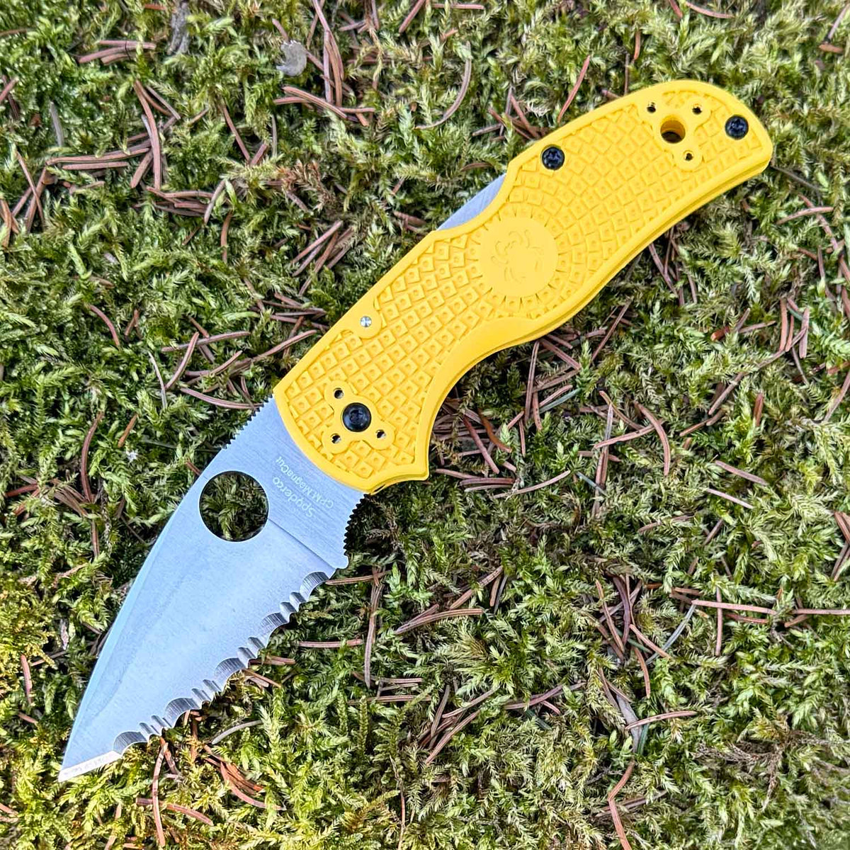 Spyderco Native 5 Salt Yellow MagnaCut – Taschenmesser mit Backlock & Clip