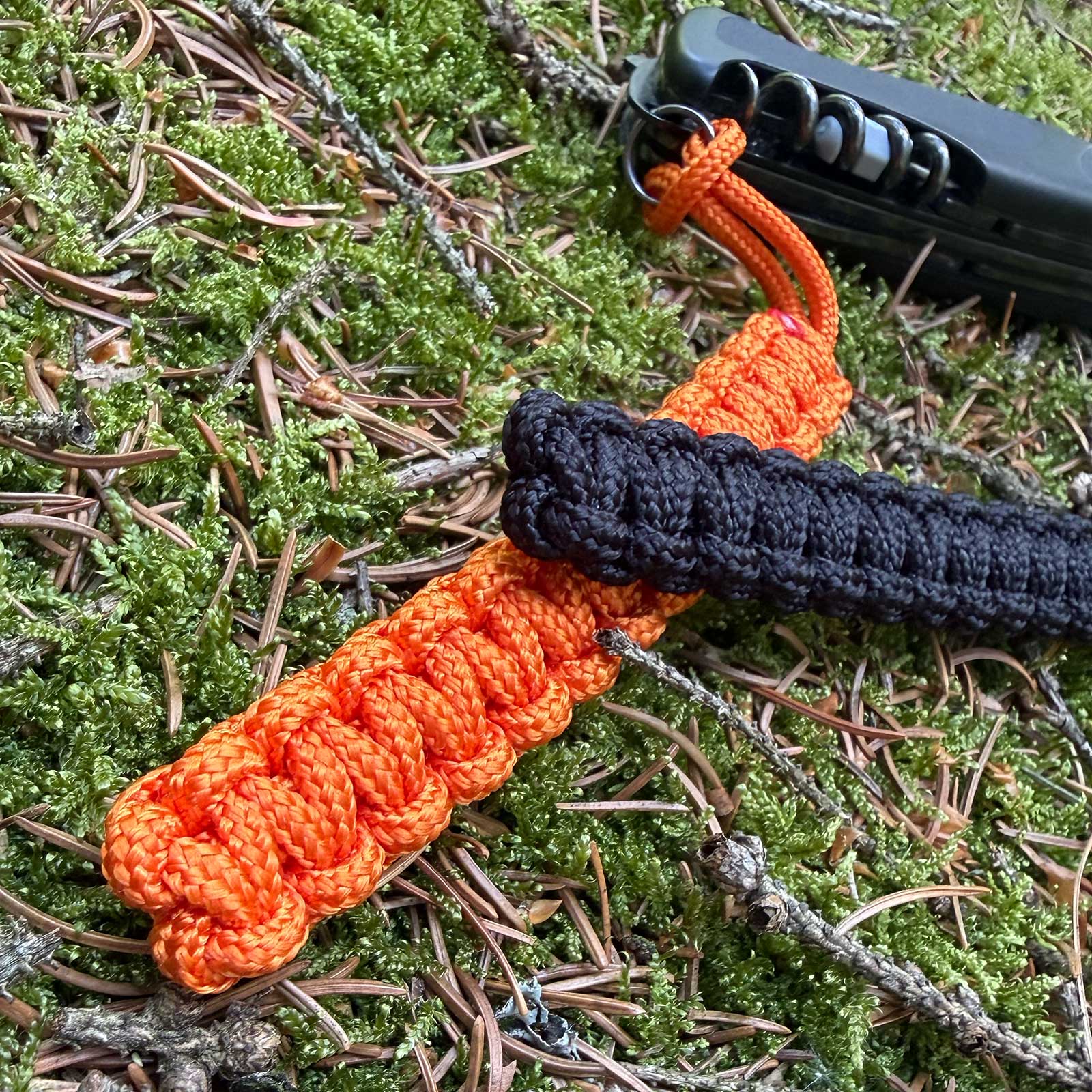 Victorinox Paracord-Anhänger – 11 cm Trageschlaufe für Taschenmesser in 5 Farben, Farbe silber – Victorinox paracord anhaenger nylon