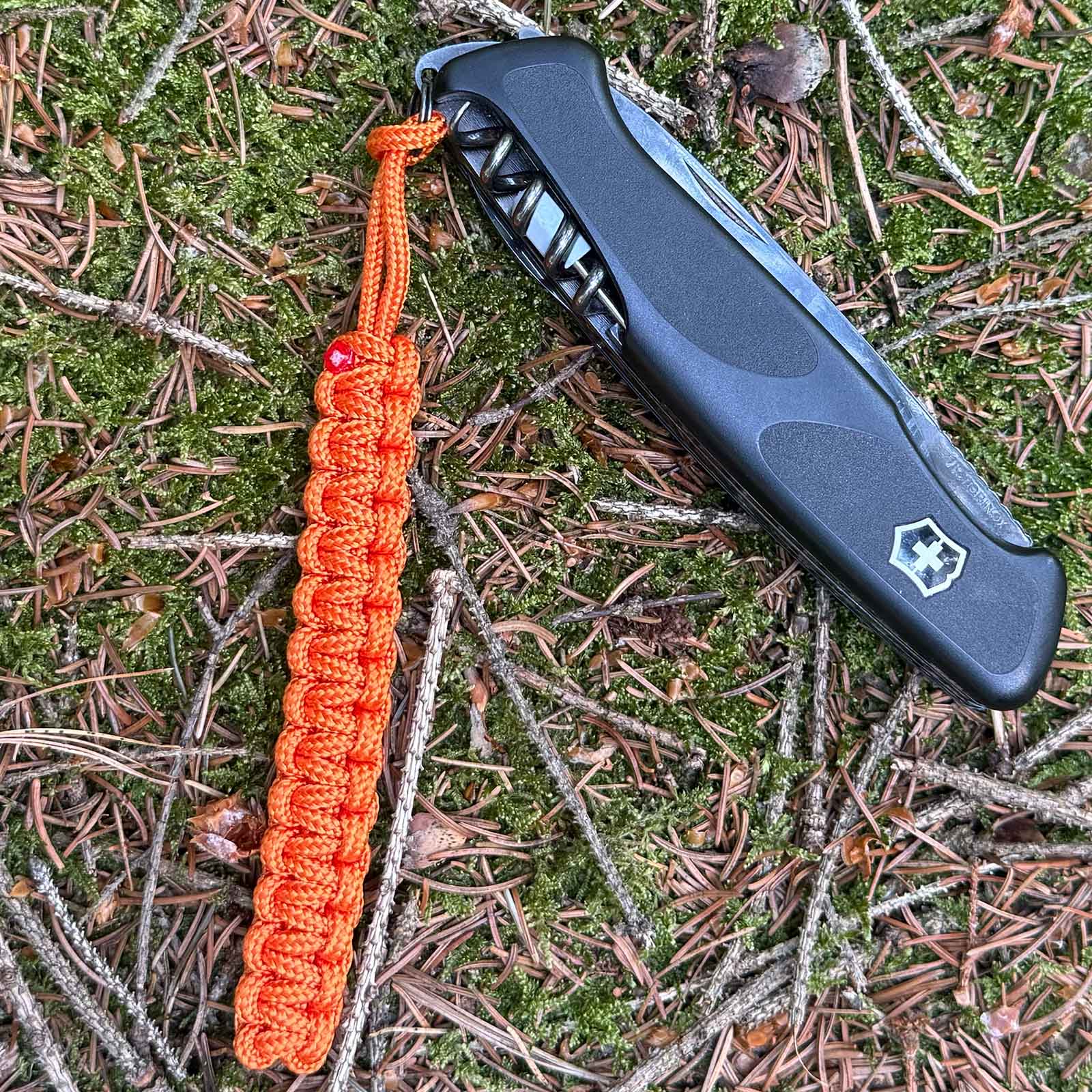 Victorinox Paracord-Anhänger – 11 cm Trageschlaufe für Taschenmesser in 5 Farben – Victorinox paracord anhaenger orange